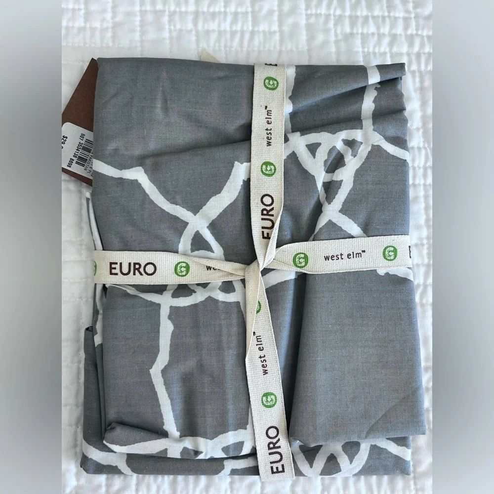 WEST ELM :: SHAM